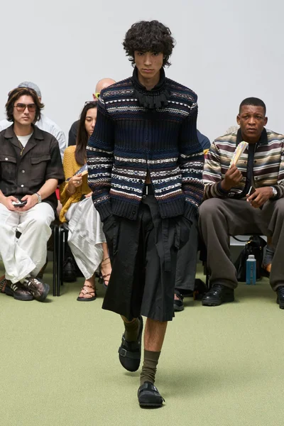 Look 23